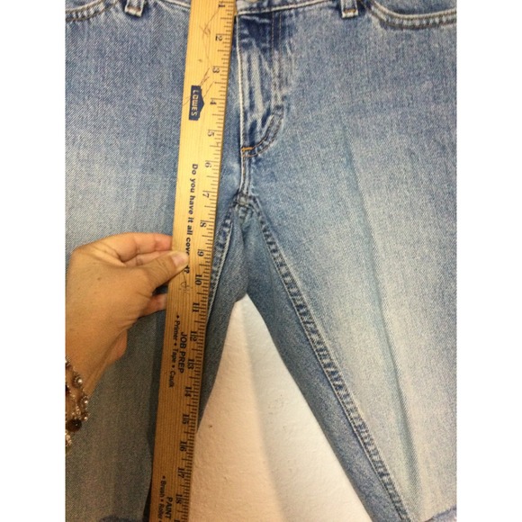 Long and Lean CapriJeans Denim Cropped Frayed Casual Everyday‎ Blue Size 8-10 - Picture 6 of 9